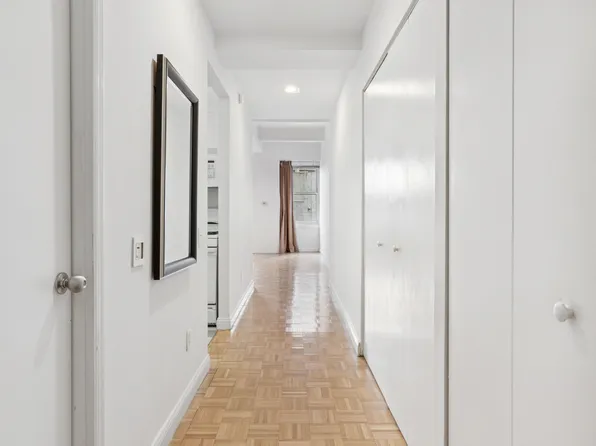 88 Greenwich Street image 1 of 5