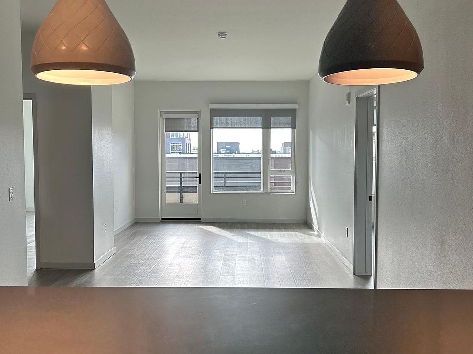 1st image of 227 N Broadway #811