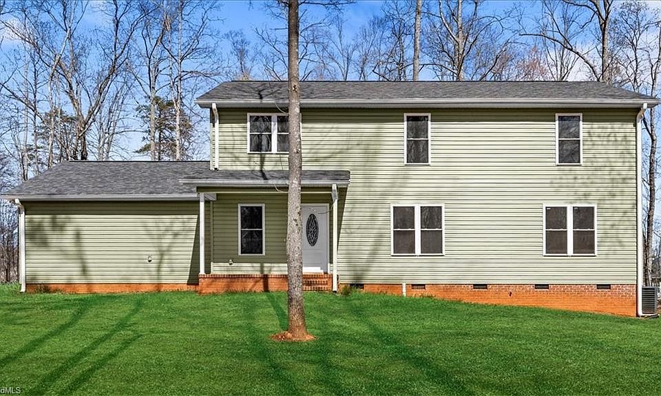 1st image of 3219 Hines Chapel Rd