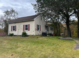 58 W Chippen Hill Rd, Burlington, CT 06013