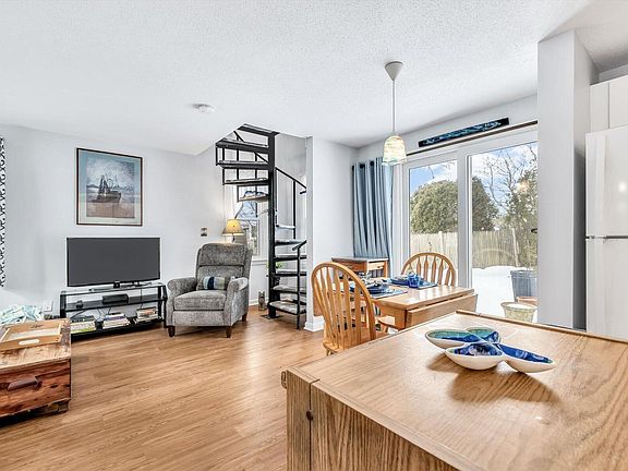 5th image of 111 School Street APT 5