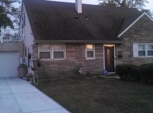 836 Park Ave, Long Beach, NY 11561