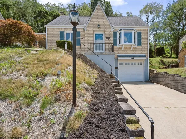 1439 Blossom Hill Rd, Pittsburgh, PA 15234