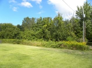 537 Manitou Rd, Saint Joseph, MI 49085