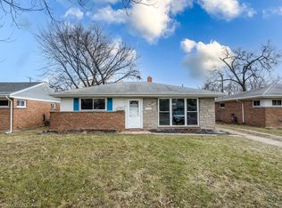 17107 Burnham Ave, Lansing, IL 60438