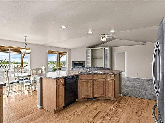 5th image of 2516 Glen View Drive