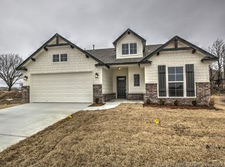 8634 N 73rd East Pl, Owasso, OK 74055