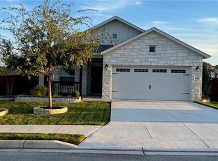 6650 Bowie Cv, Schertz, TX 78108