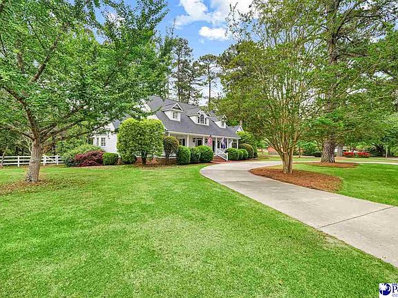 2nd image of 100 Clarice Ln