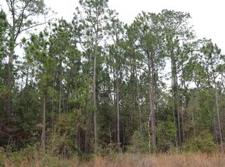 12 Oaks Dr, Milton, FL 32571