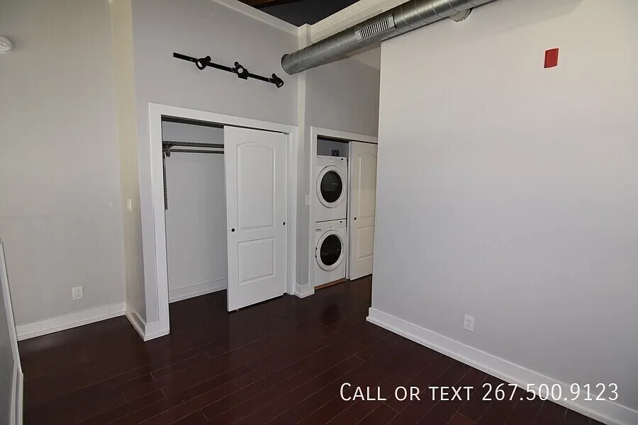 1236 E Columbia Ave #2