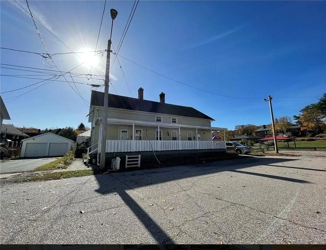 55 S A St, Taftville, CT 06380 Zillow