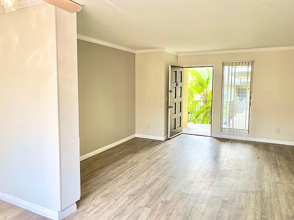 5th image of 1231 25th St APT 19