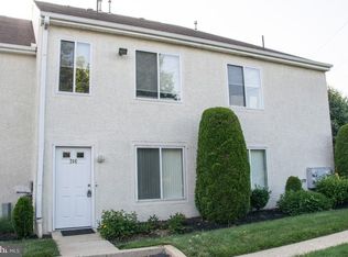 206 Louis Ct #J206, Philadelphia, PA 19114