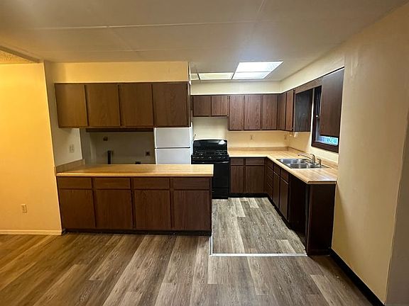 5th image of 432 Ross Ave Floor 2