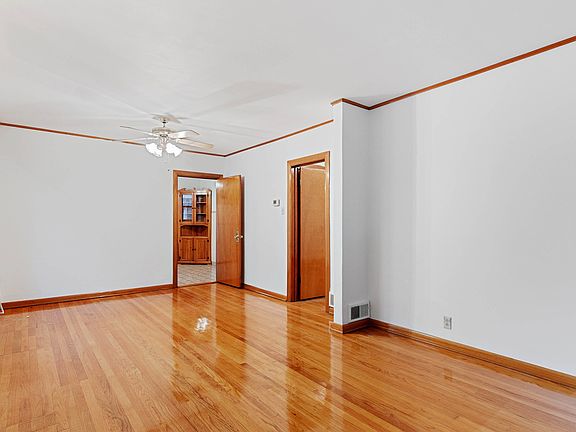 4th image of 2216 N 75th Ave