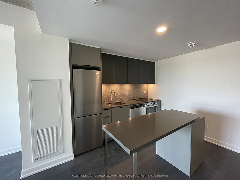 57 Brock Ave #413 — Photo 3
