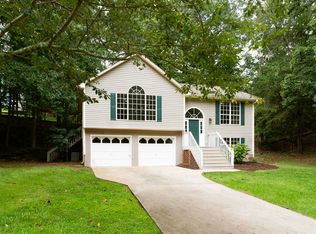 2506 Venture Cir, Gainesville, GA 30506