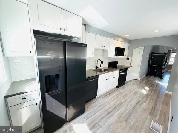 1654 E Lycoming St, Philadelphia, PA 19124