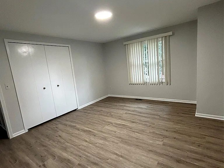 2081 Babcock Dr — Photo 13