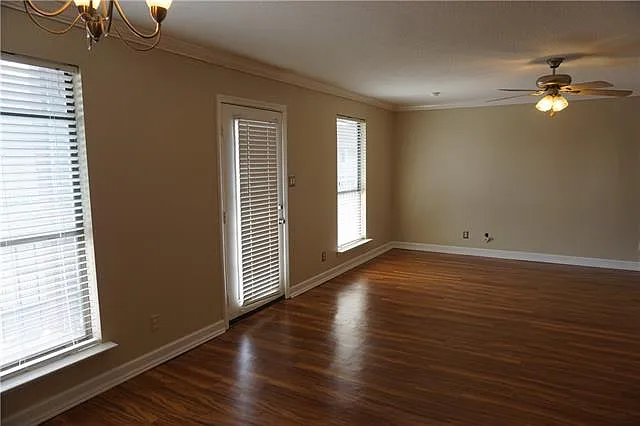 2 bed, 1.5 bath, 1140 sqft, $1,450 — Photo 4