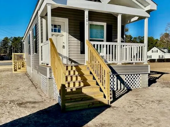896 Academy Street, Fair Bluff, NC 28439