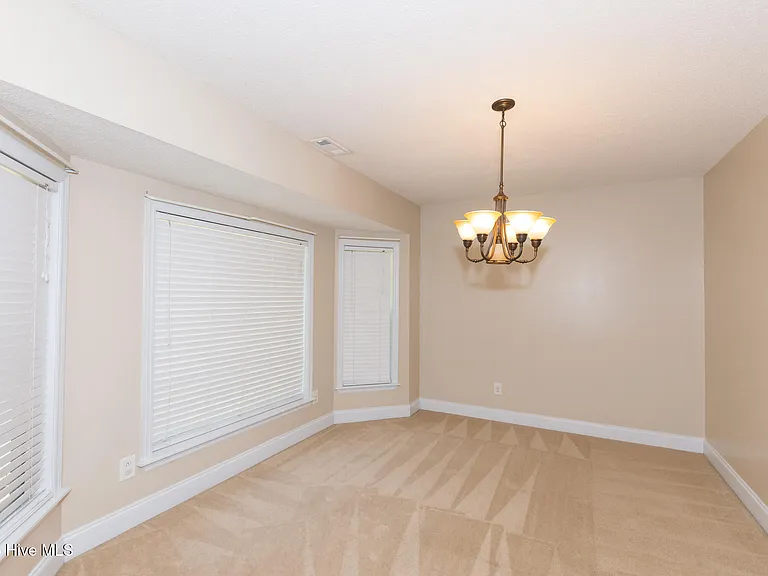 214 Lee Rogers Rd — Photo 15