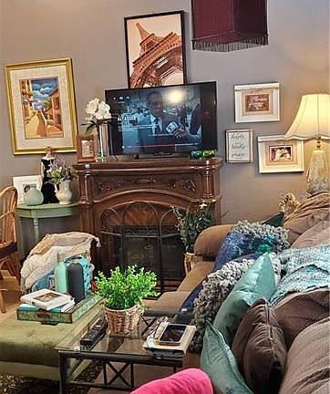 5th image of 728 Orchid Springs Dr #728