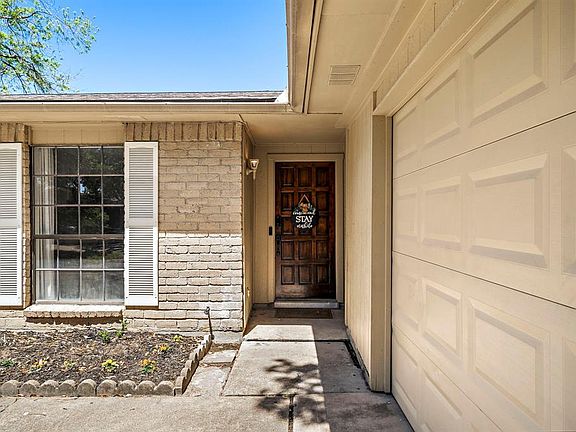 4th image of 16802 Great Glen Drive