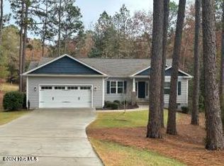 25 Starlit Ln, Pinehurst, NC 28374