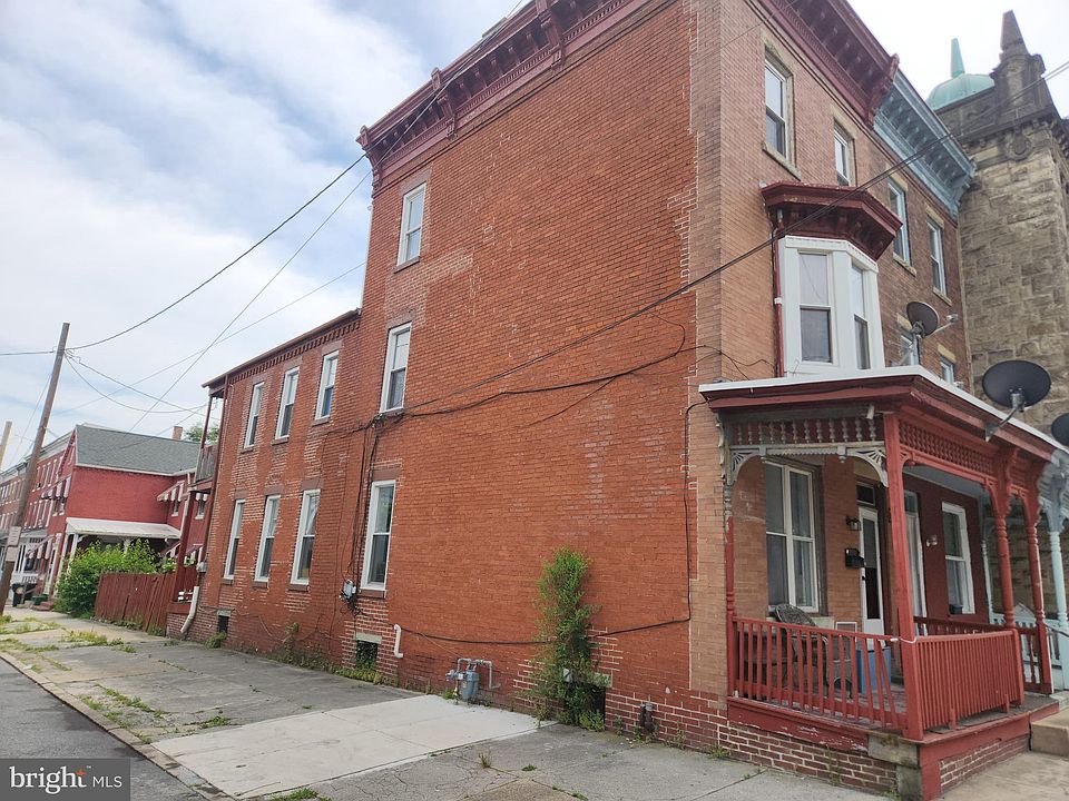 2nd image of 2227 N 6th St