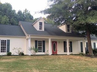120 Lambdin Cir, Barnesville, GA