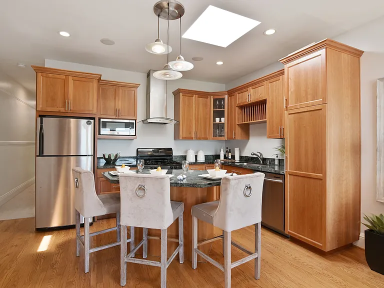 3175 California St — Photo 28