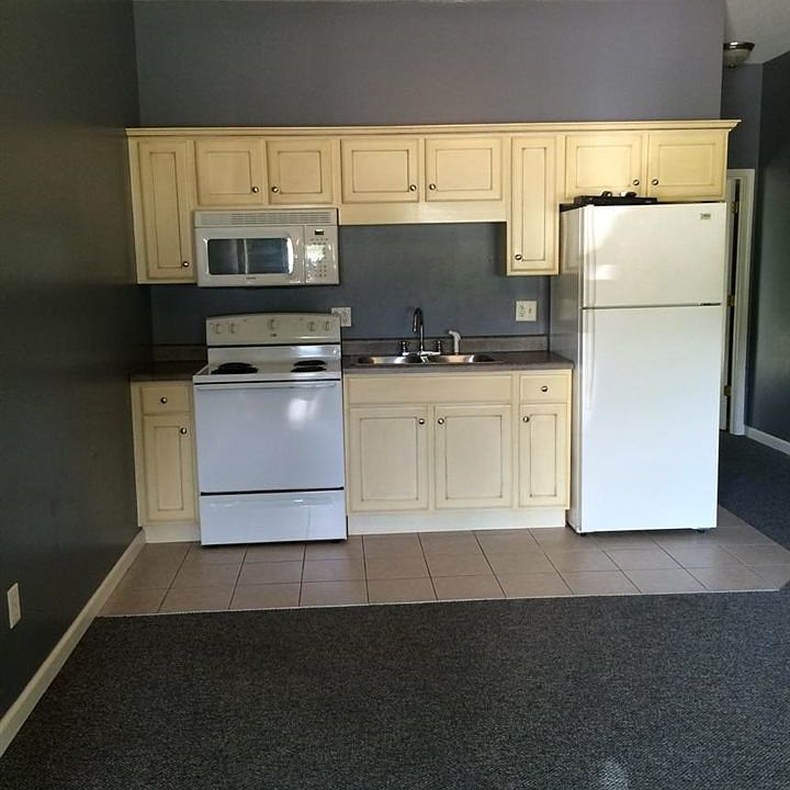 2nd image of 2821 County Road 450 APT 1