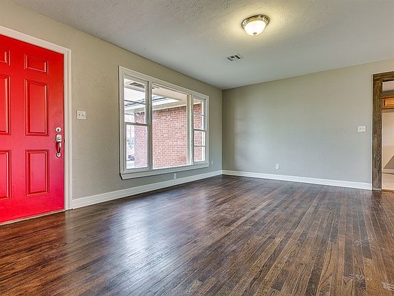 5th image of 4313 SE 17th St