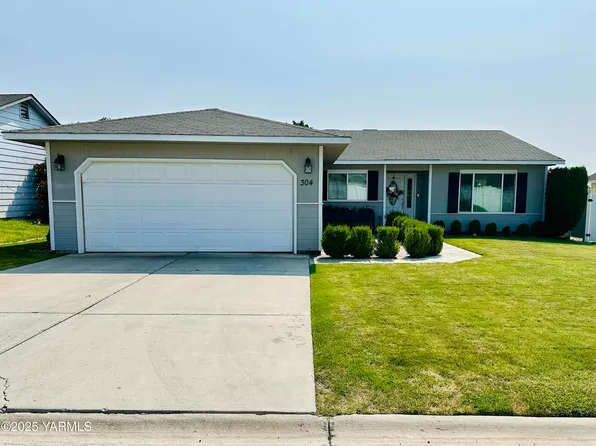 304 S 76th Ave, Yakima, WA 98908