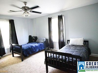 2nd image of 5465 Dewey Heights