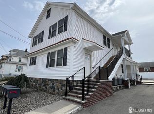 16 E Kupsch St #A, Sayreville, NJ 08872