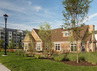 Canal Crossing at Whitneyville West, Hamden, CT 06514