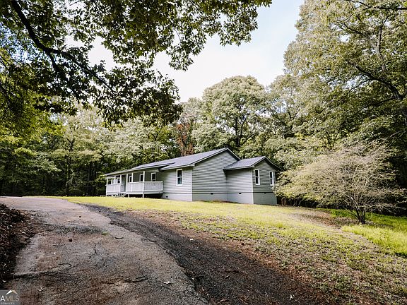 4th image of 2447 Martin Mill Rd