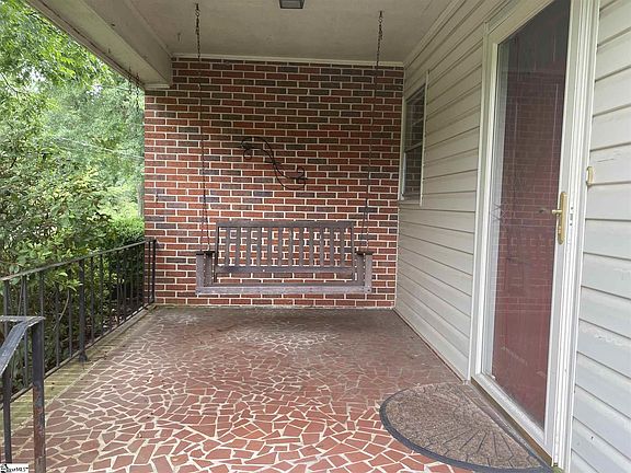 3rd image of 319 Havenhurst Dr