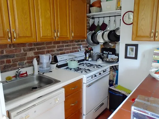 Rented by TB Shaw Realty | media 18