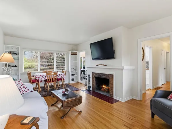 1445 Brooke St, Victoria, BC V8S 1M4