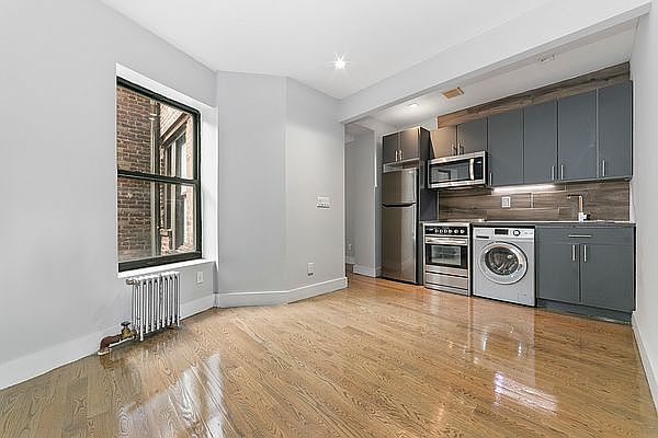 1st image of 244 E 117th St APT 6A