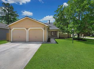 90 W High Oaks Cir, Spring, TX 77380