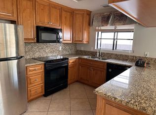 9122 Gardenia Ave, Fountain Valley, CA 92708