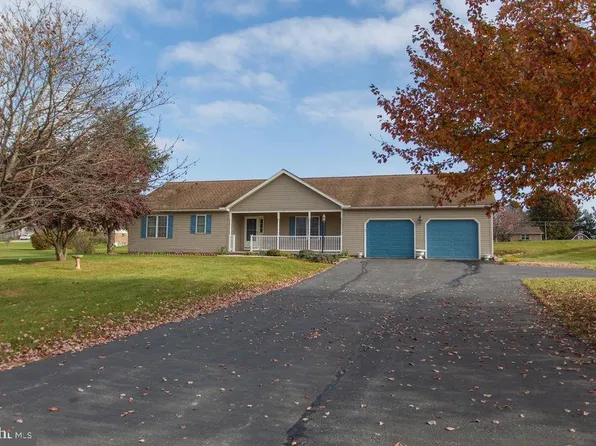 10 Misty Ln, Biglerville, PA 17307