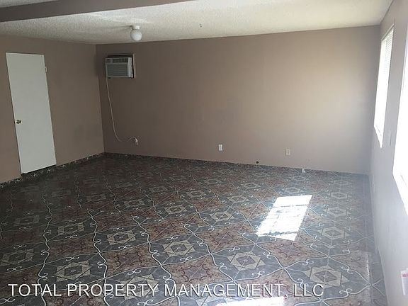 4th image of 3640 Blue Lake Ave