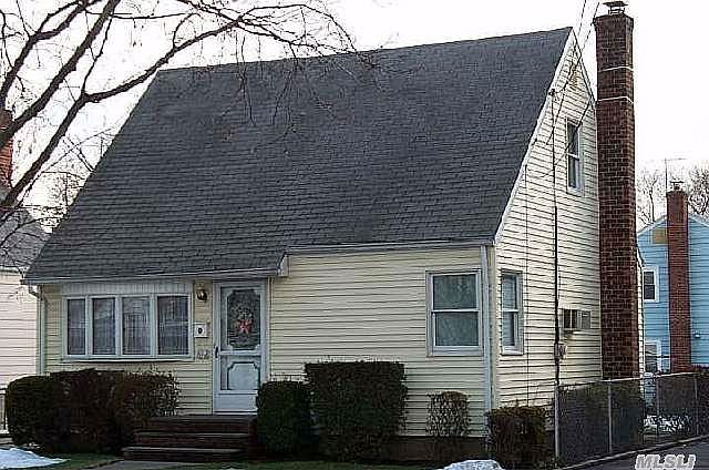 1st image of 612 10th Ave