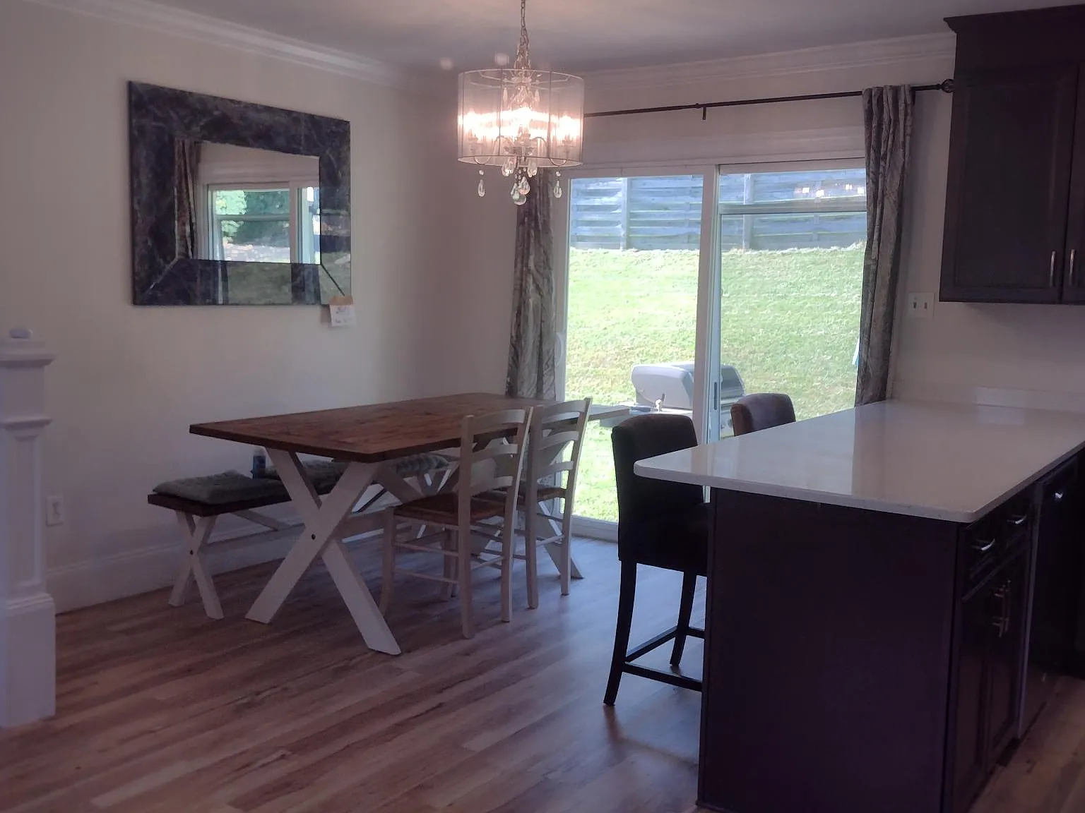 3 bed, 1916 sqft, $2,700 — Photo 3